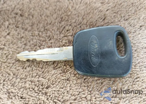 2001 Ford F-150 King Ranch Edition/Lariat/Xlt из США, поврежденный, VIN 1FTRW08LX1KB76127